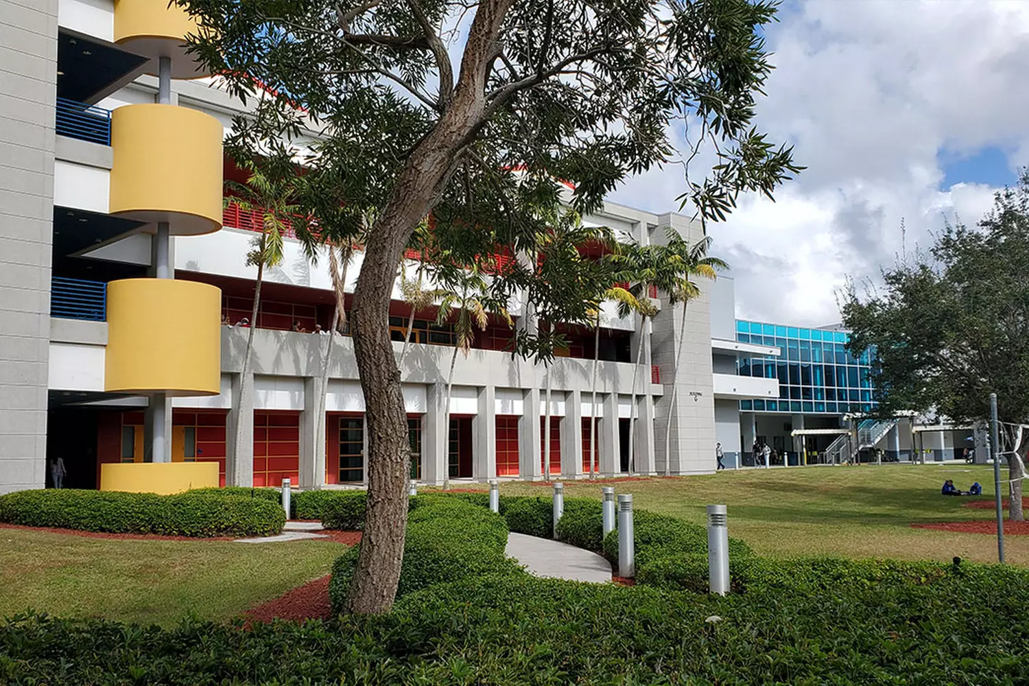 slider - American Butler