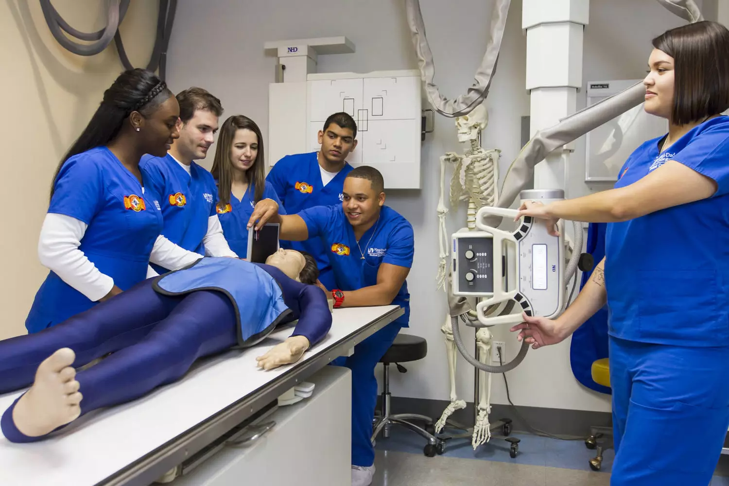 slider - American Butler