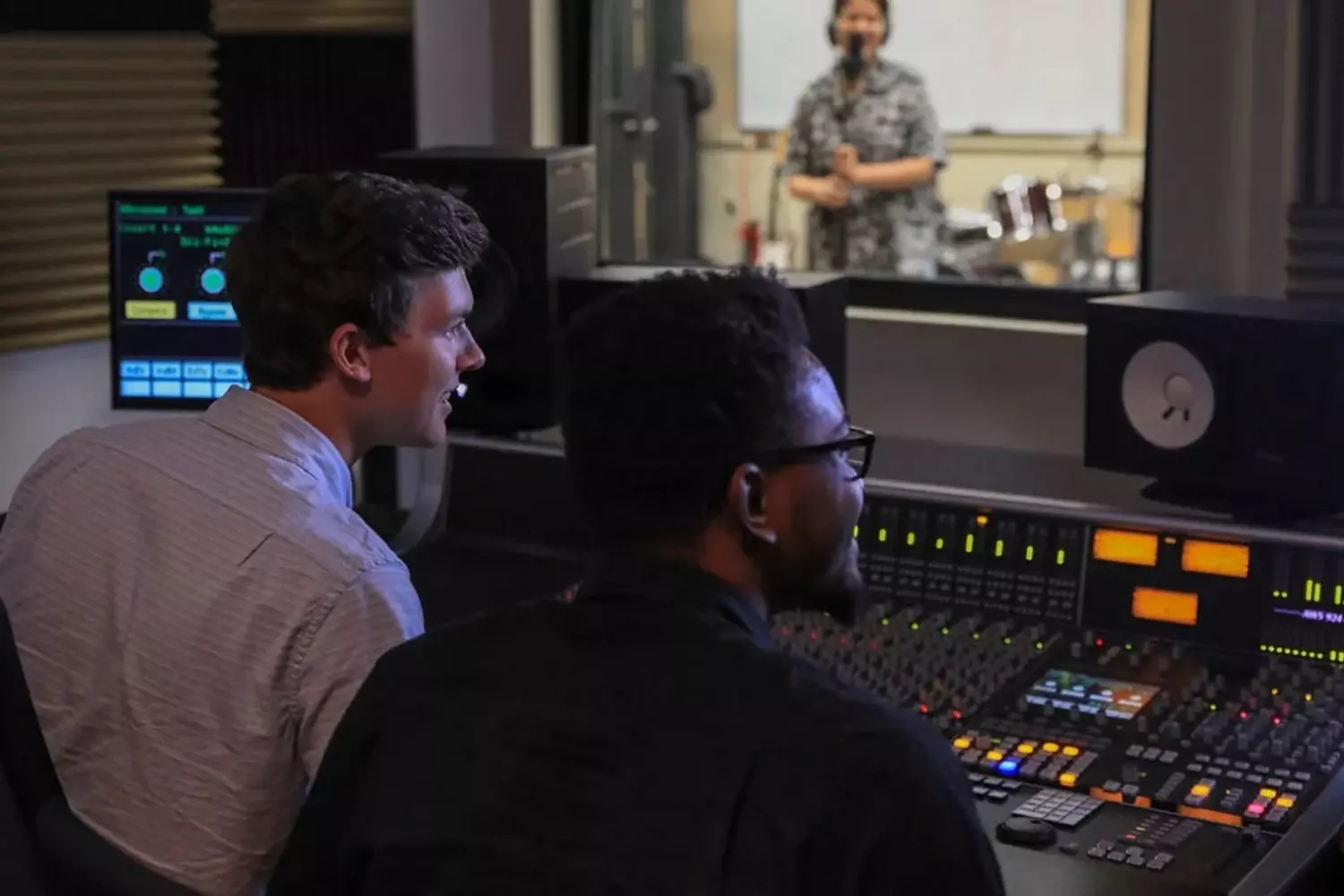 slider - American Butler