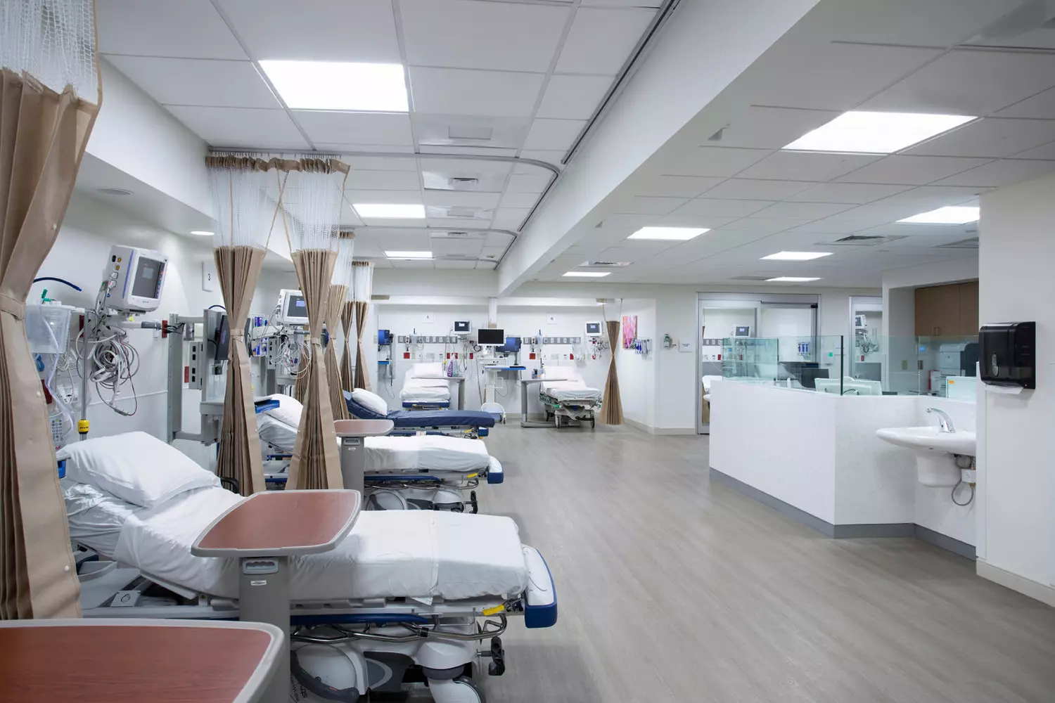 slider - American Butler