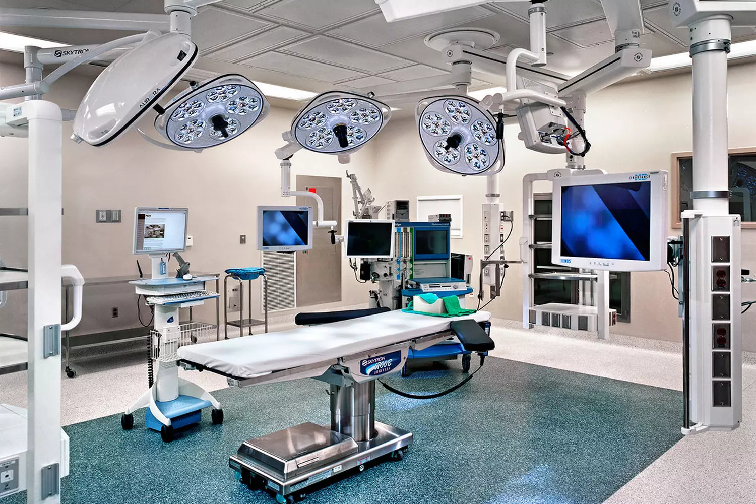 slider - American Butler