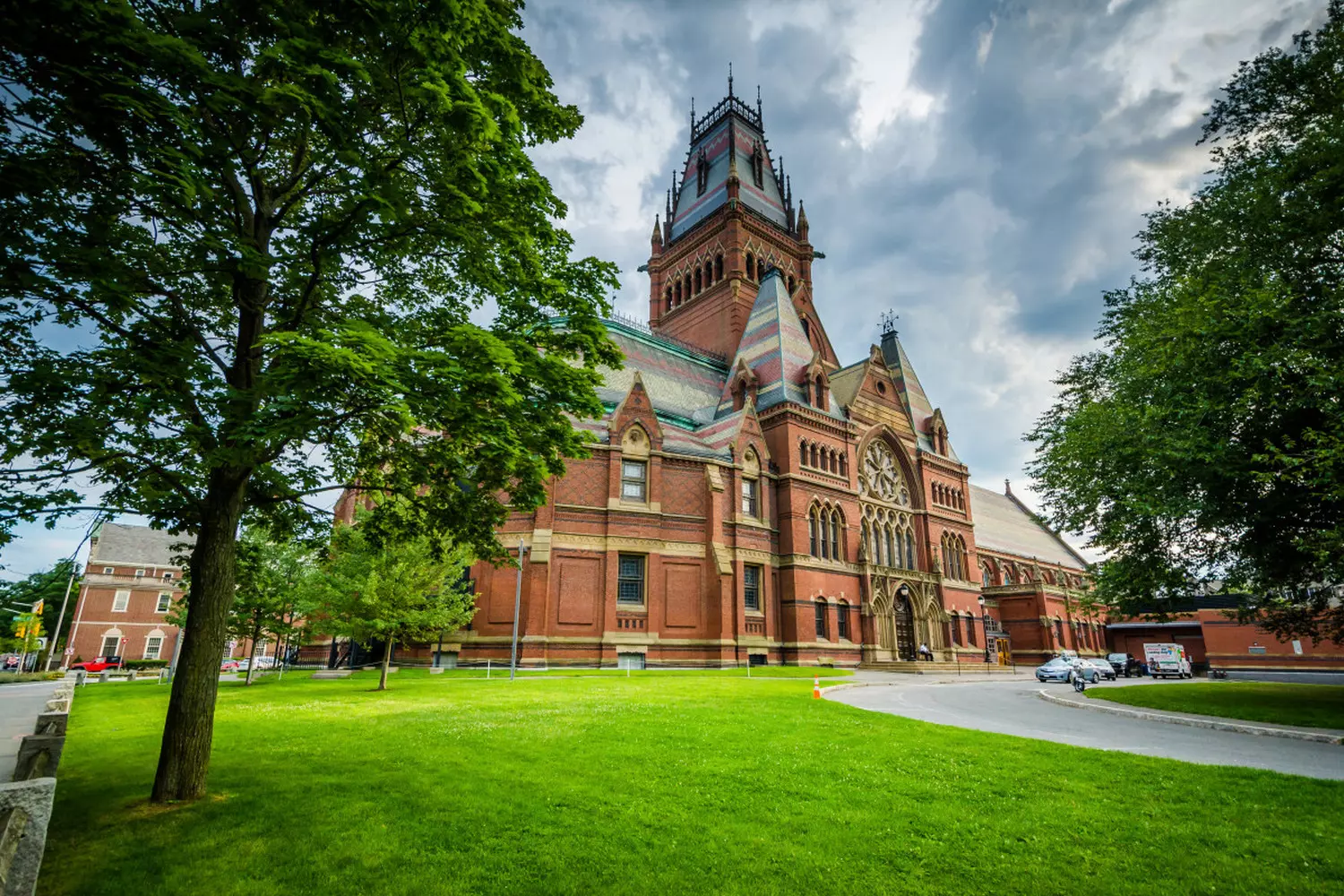 slider - American Butler