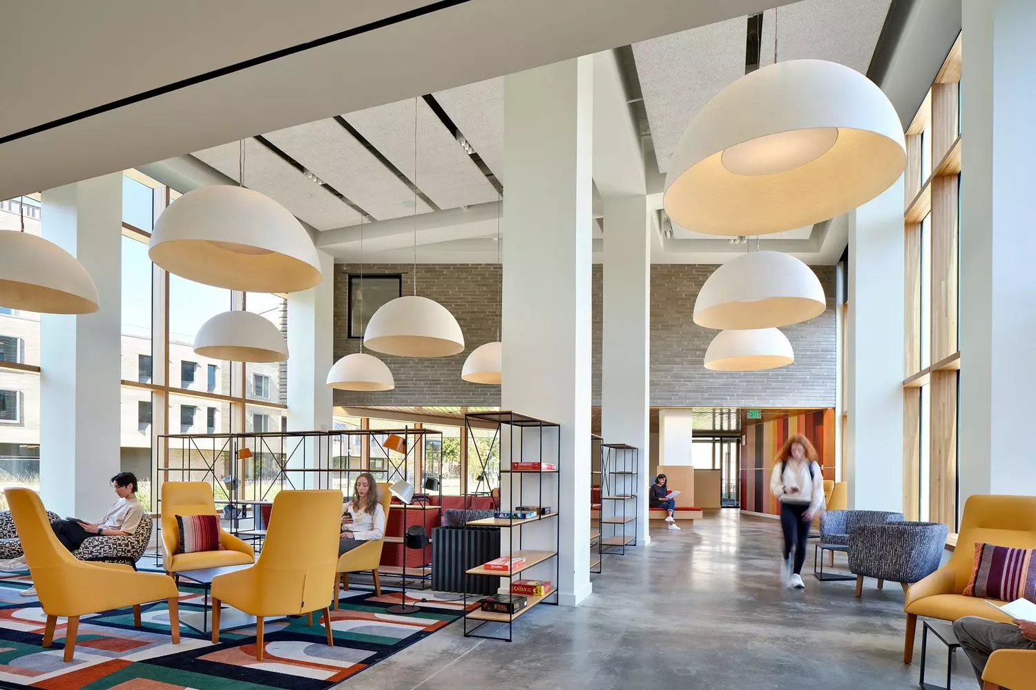 slider - American Butler