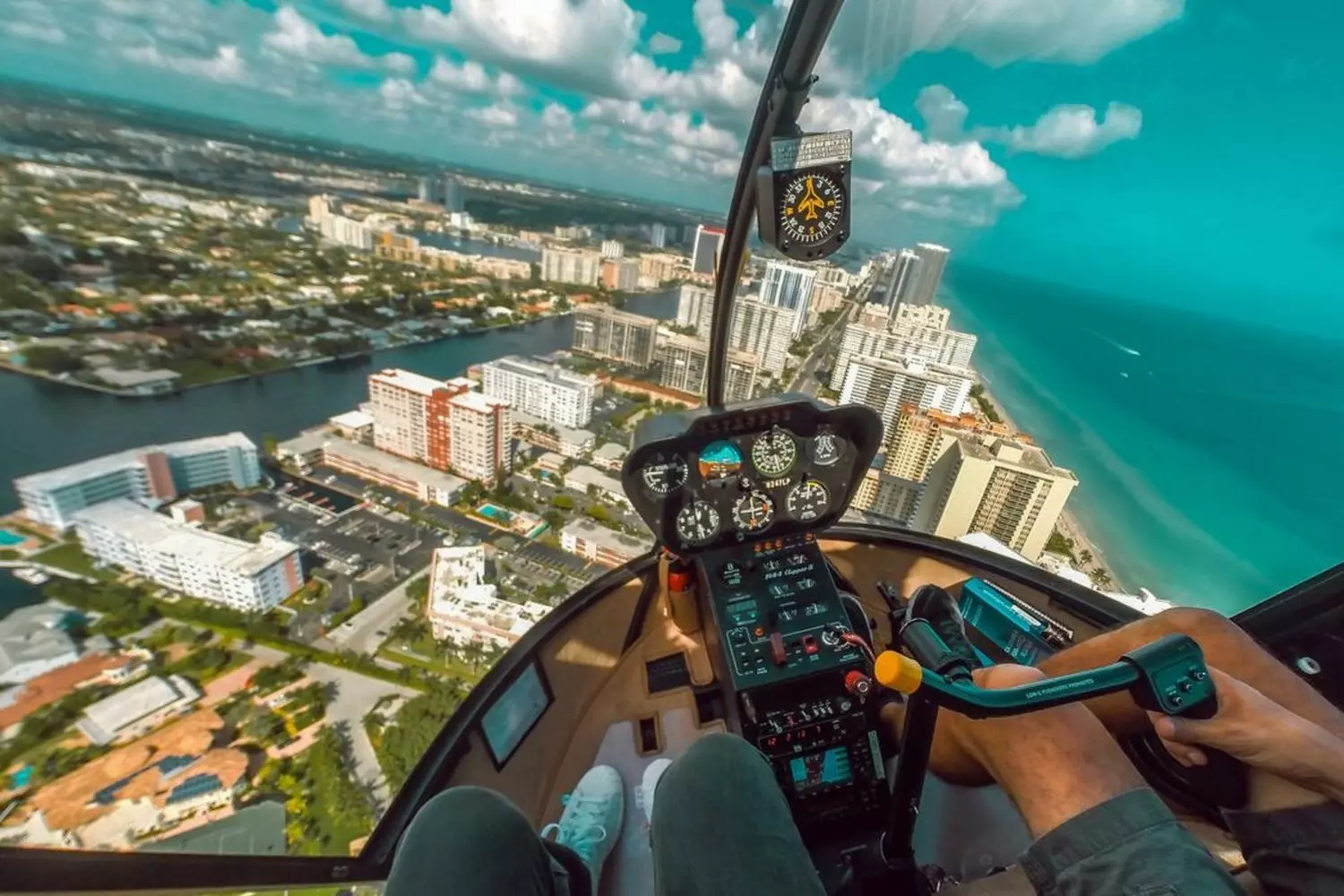 Вертолетная экскурсия над Hard Rock Hotel, Sunny Isles и Hard Rock Stadium - American Butler