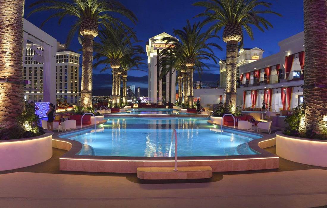 Ночная жизнь и клубы в Лас-Вегасе — фото Foxtail Nightclub — American Butler