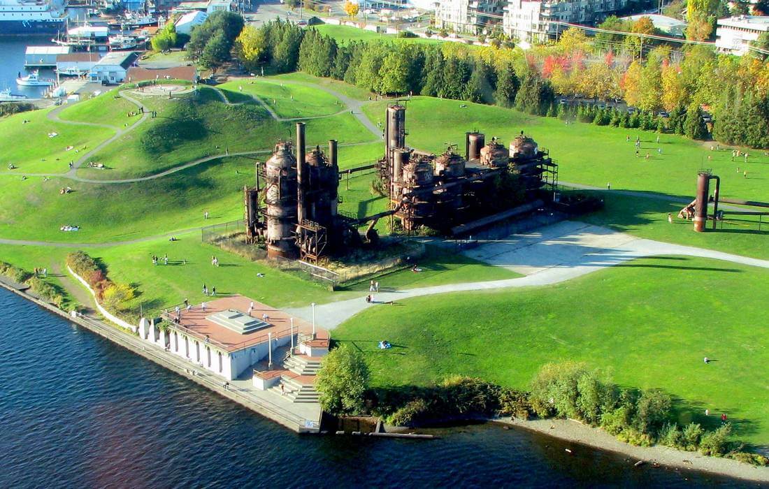 Photo of Gas Works Park in Seattle from above — American Butler