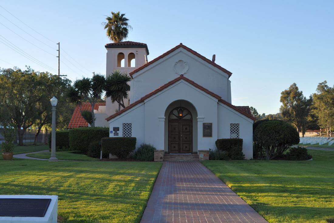 Los Angeles National Cemetery - Photo of a chapel in a cemetery - American Butler
