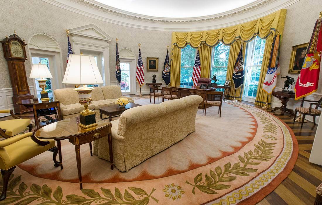 Овальный кабинет в White House в Вашингтоне Ди-Си в США - фото - American Butler
