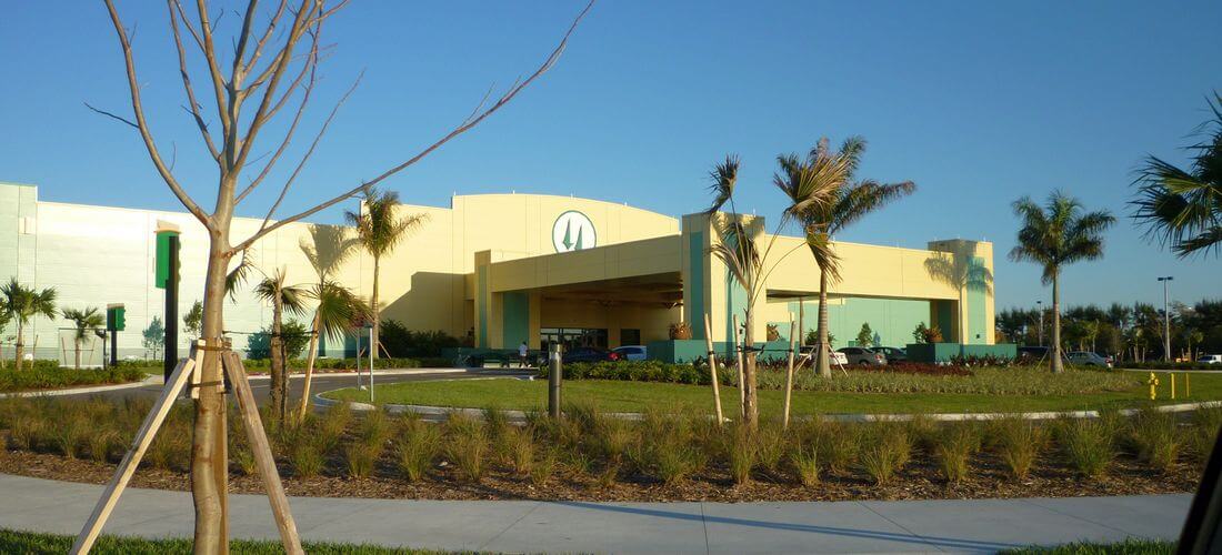 Calder Casino & Race Course — photo of the facade of a casino in Miami — American ButlerCalder Casino & Race Course - photo of the facade of a casino in Miami - American Butler