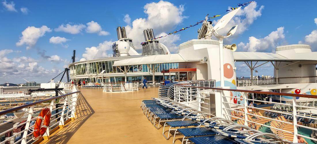 Miami Oasis of the Seas cruise — photo decks — American Butler
