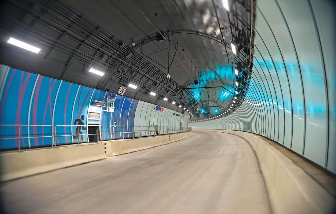 Photo of the tunnel from Miami to port - American Butler