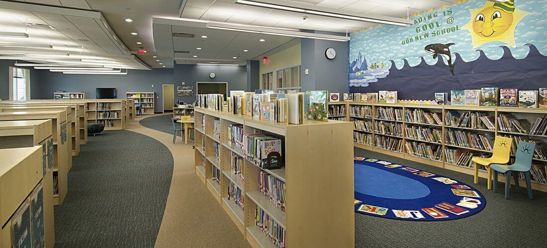 Частная школа Нова во Флориде — фото библиотеки — American Butler