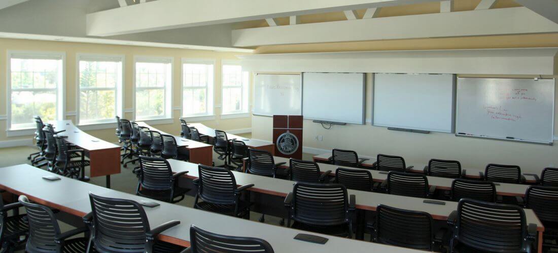 Photo of the classroom at the Pine Crest School in Fort Lauderdale, USA - American Butler