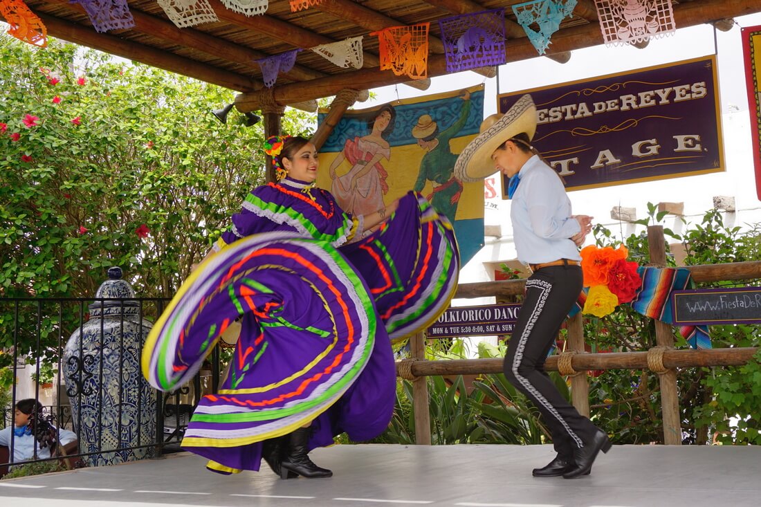 Old Town Fiesta Cinco de Mayo — photo of performances at the San Diego festival — American Butler