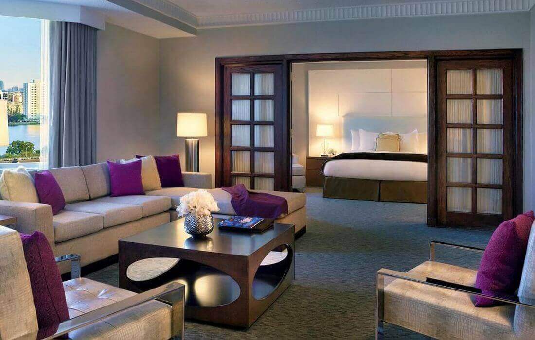 Отели Майами-Бич - фото отеля Sofitel - American Butler