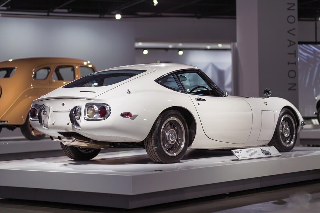 Photos of exhibits at the Petersen Auto Museum in Los Angeles — American Butler