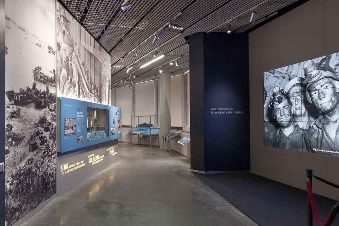 Photos of expositions and exhibitions at the Museum of the Second World War in New Orleans, Louisiana, USA - American Butler