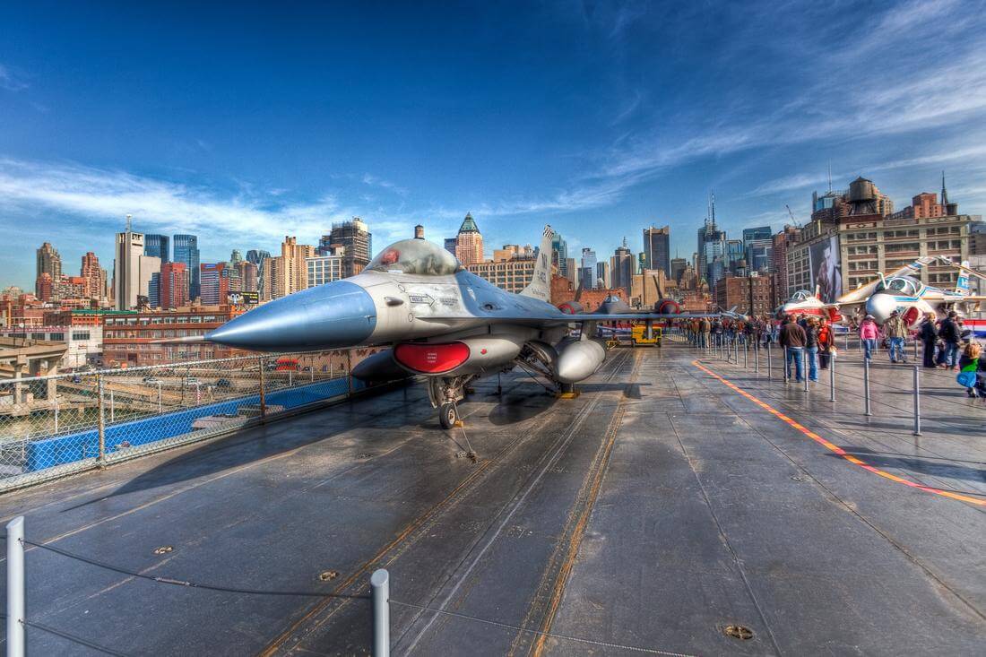Photo of the Intrepid Museum in New York - American Butler