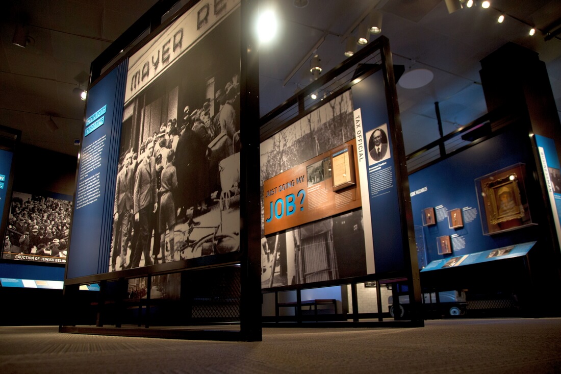Экспозиции в музее Холокоста, Вашингтон — American Butler