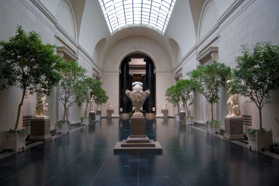 National Gallery of Art, Washington DC — фото зала скульптур — American Butler