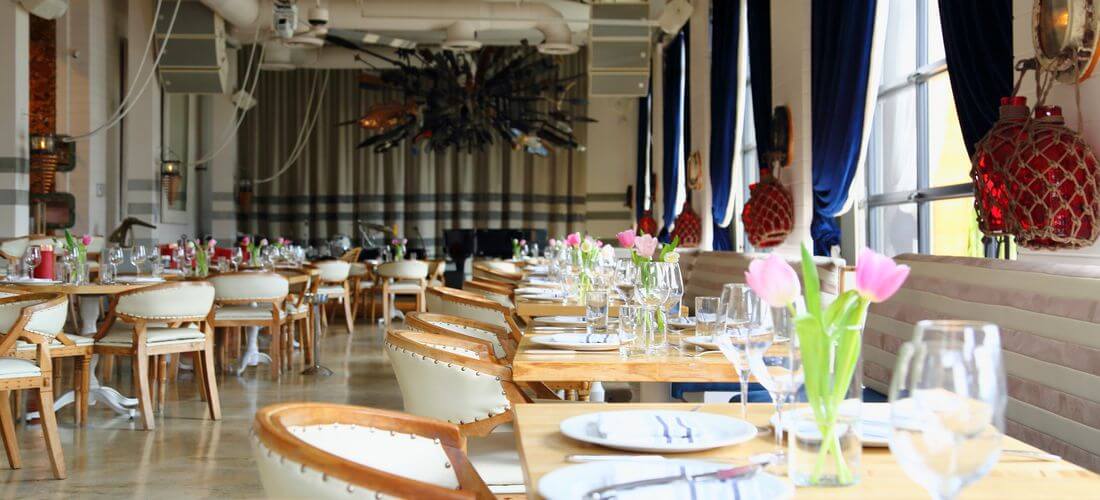 Seaspice Brasserie and Lounge — фото обеденной зоны — American Butler