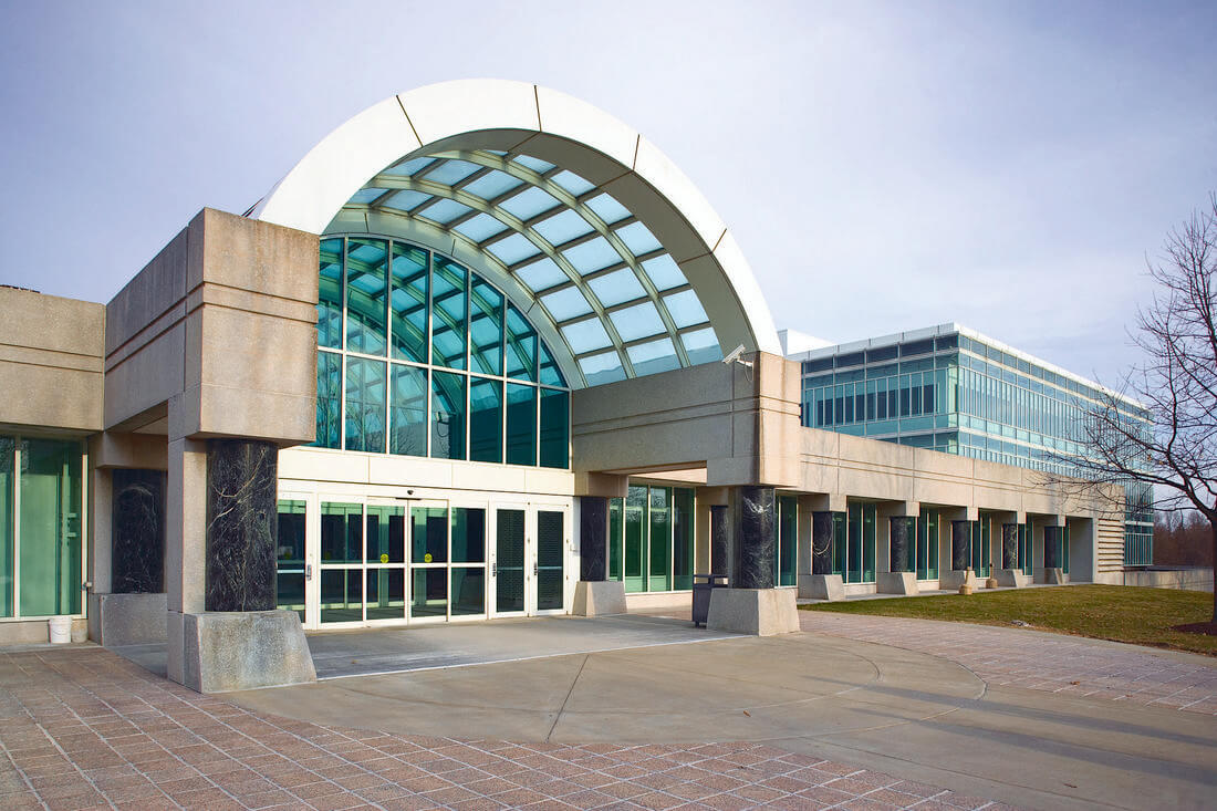 Sightseeing Tour from American Butler Washington's Spies - Photo of the Main Entrance to the CIA Building in Langley - American Butler