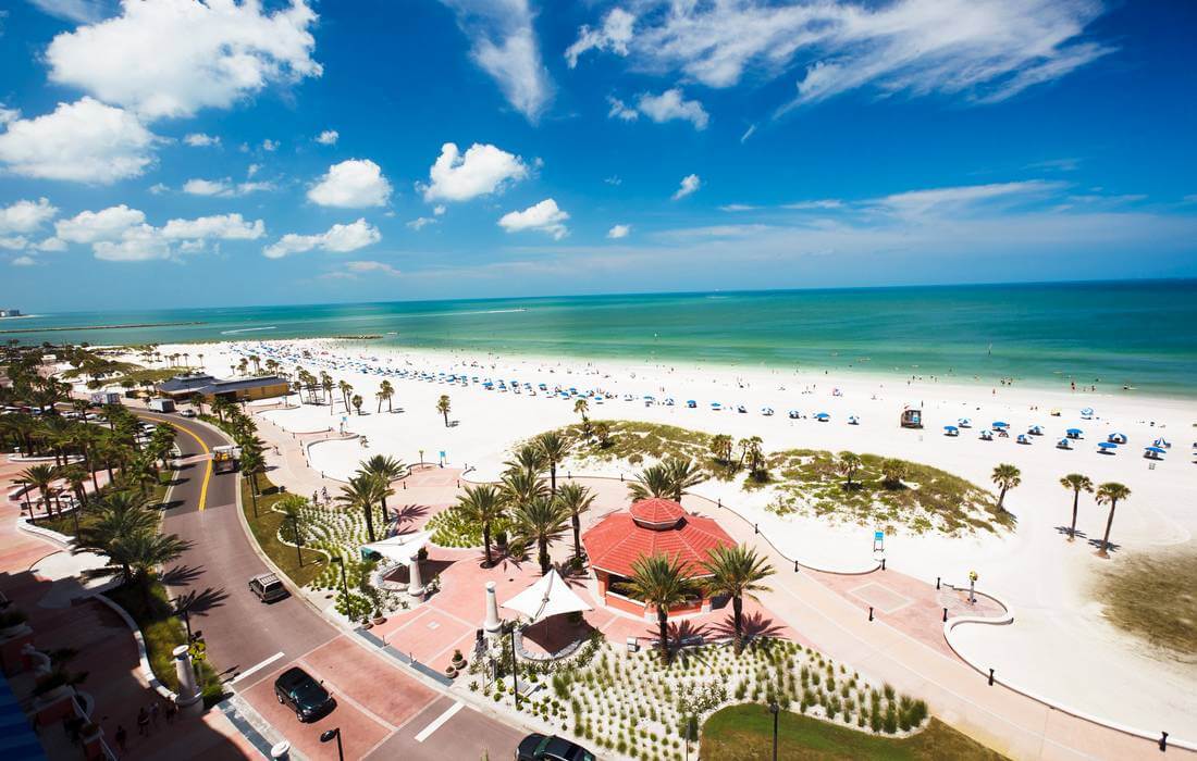 Photo of the coast and the beach in Clearwater Beach in Florida — American Butler