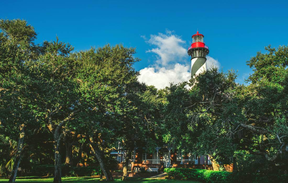 Маяк и Морской музей в Сент-Огастине - St. Augustine Lighthouse & Maritime Museum - American Butler