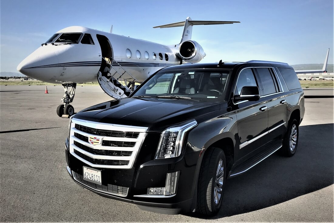 Book a transfer from Miami Airport — executive car photo at the airport — American Butler