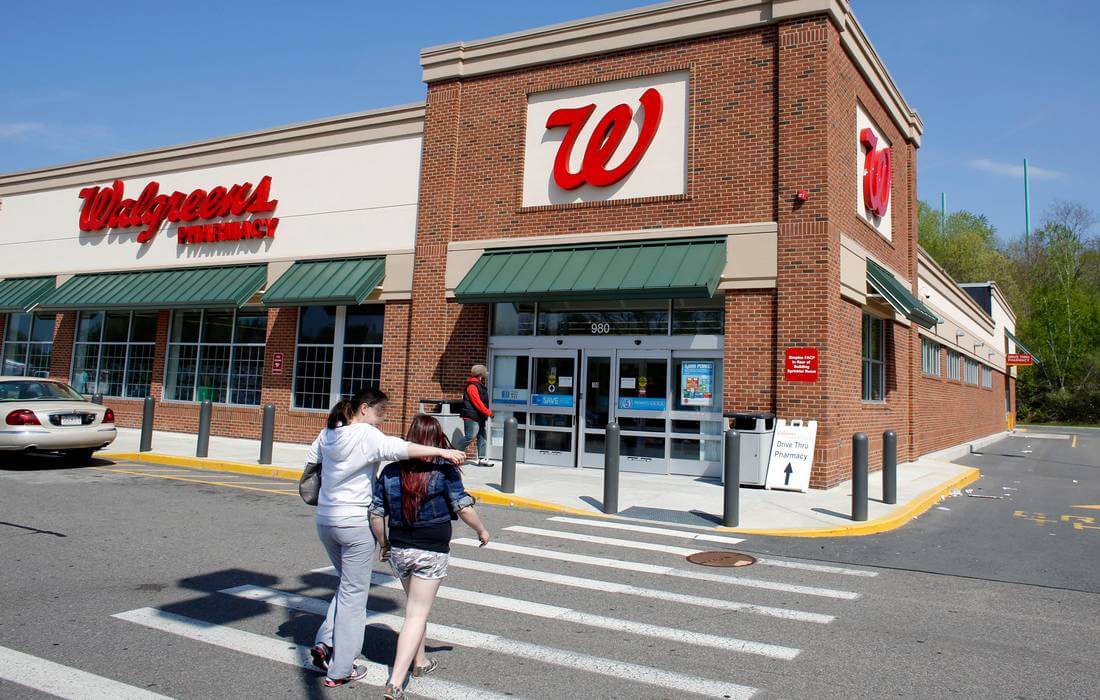 Photo Walgreens — one of the largest pharmacy chains in the US — American Butler