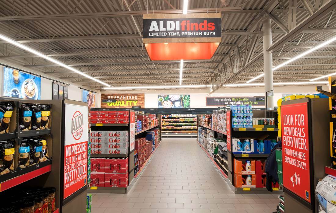 Photo of retail space Aldi supermarket in the United States — American Butler