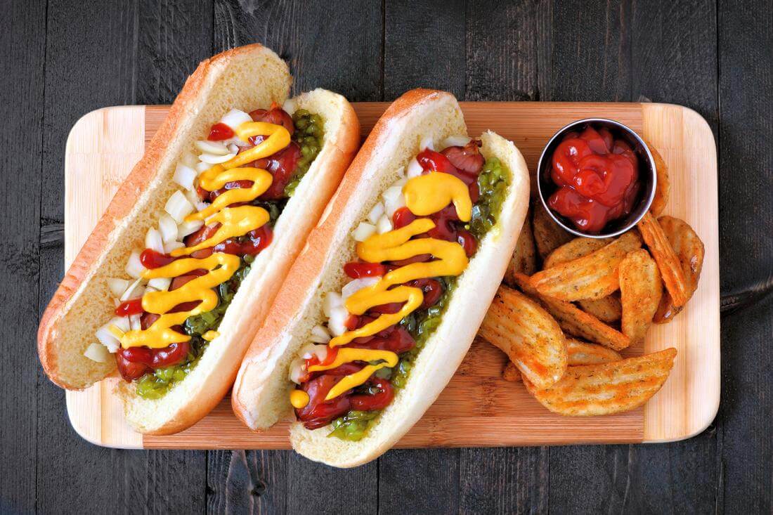 Hotdog — appearance story — American Butler