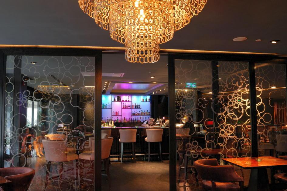 Фото MO Bar & Lounge в отеле Mandarin Oriental - American Butler