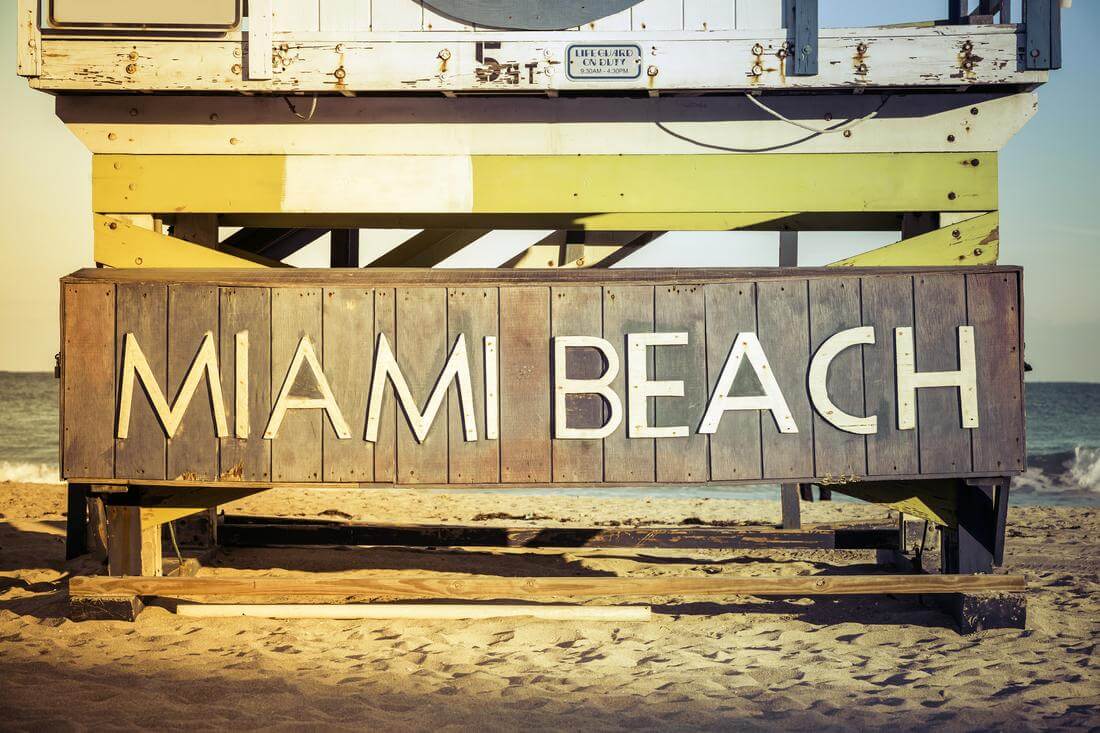Фото спасательной будки на лучших пляжах Майами — American Butler